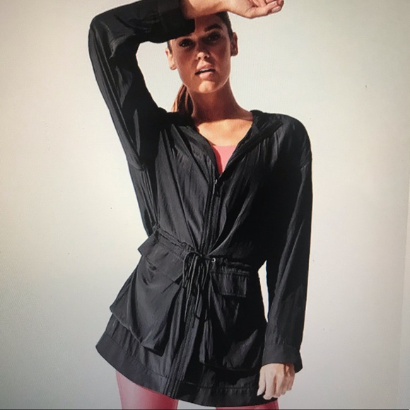 Carbon38 Jackets & Blazers - NWT CARBON 38 THE EASY JACKET IN BLACK. LARGE